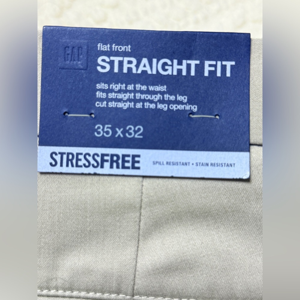 GAP Men’s Flat Front Straight Fit Pants - Size 35 x 32 - Picture 2 of 3